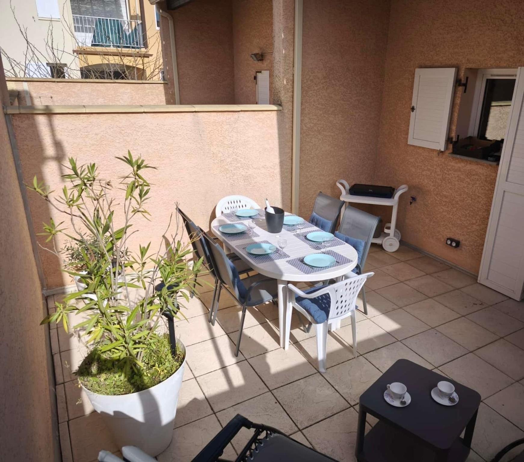 Pavillon Pour 5-6 Pers. Apartment